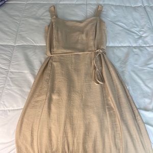 Beige flowy dress